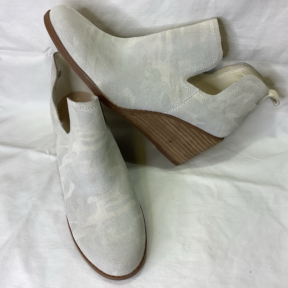 NEW Toms Cream Gray Ankle Booties with Brown Wedge Sole size 7.5 $128